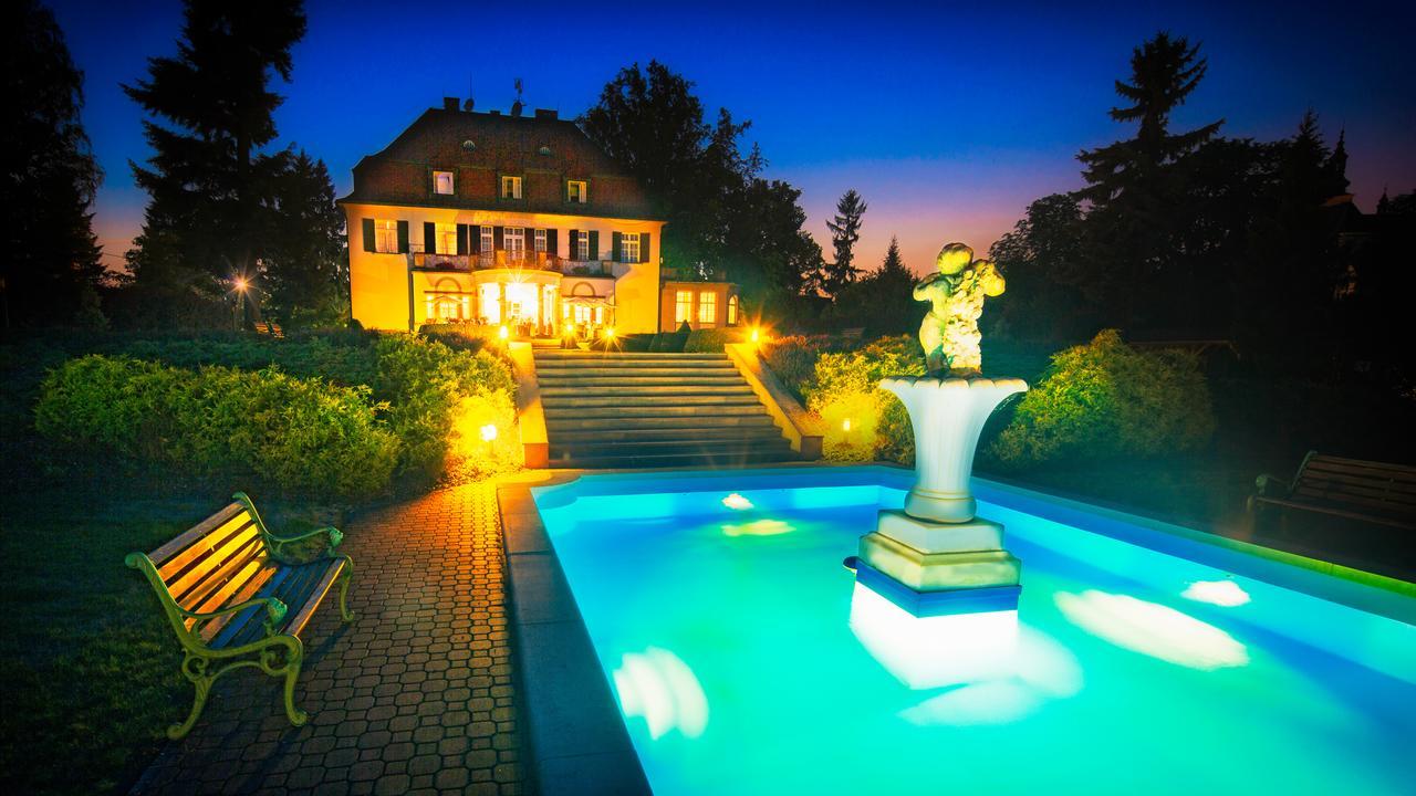 Hotel Veba Broumov Eksteriør bilde